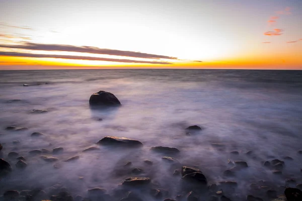 Soarele Apune Plajă Coasta Mării — Fotografie, imagine de stoc