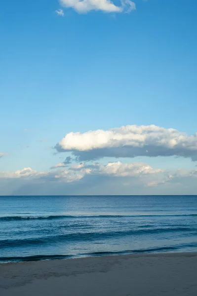 Krásné Mořské Pobřeží Létě — Stock fotografie