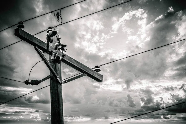 Alter Und Rostiger Strommast — Stockfoto