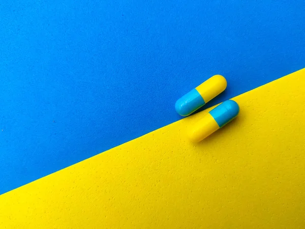 Piles Pills Capsules Copy Space Colorful Background Selective Focus — Stockfoto