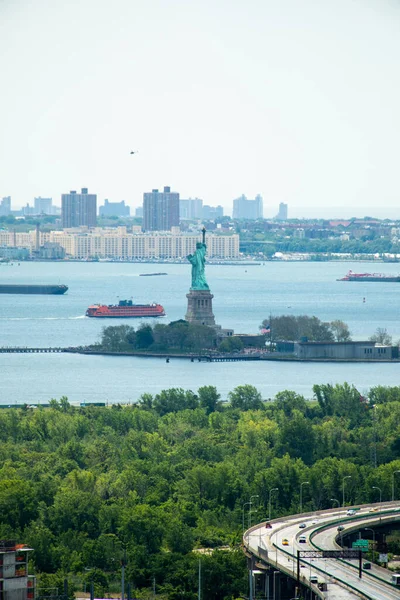 Статуя Свободы Нью Йорке — стоковое фото