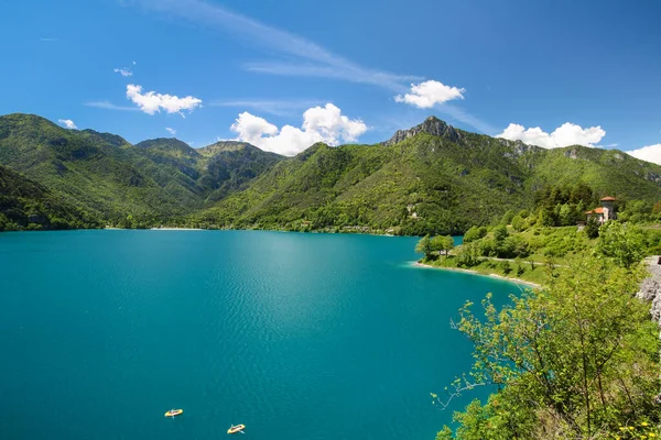 Peisaj Frumos Lacului Munți — Fotografie, imagine de stoc