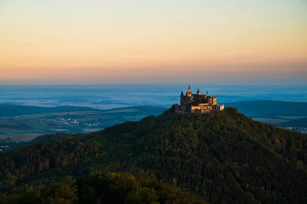 茨赫共和国的新斯万斯坦城堡 — 图库照片