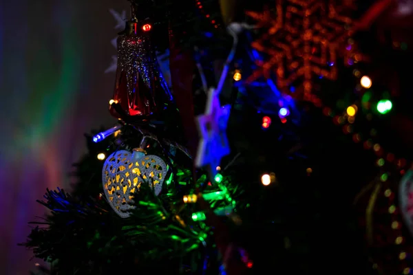 Рождественское Украшение Висит Елке — стоковое фото