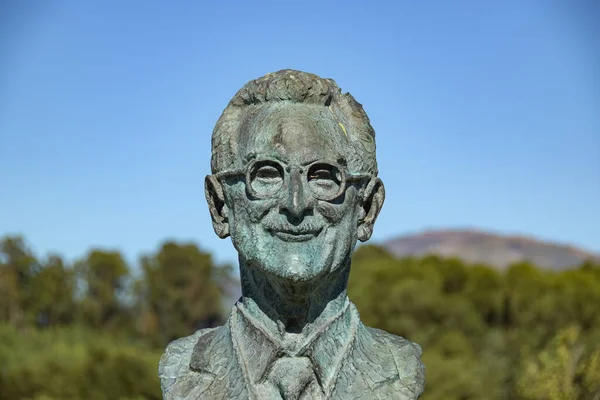 Estatua Hombre Parque —  Fotos de Stock