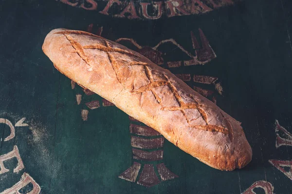 Свіжий Запечений Хліб Темному Фоні — стокове фото