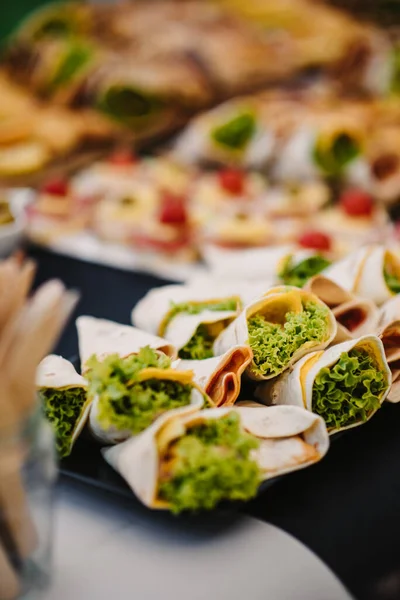 Catering Food Appetizers Snacks Table — Stock fotografie