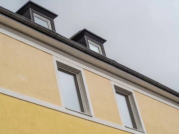 Fachada Casa Uma Fileira Edifício Moderno — Fotografia de Stock