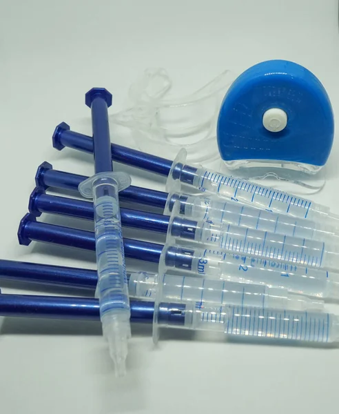 Teeth Whitening Equipment Syringes White Surface — Stockfoto