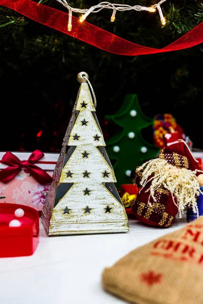 Різдвяний Орнамент Висить Ялинці — стокове фото