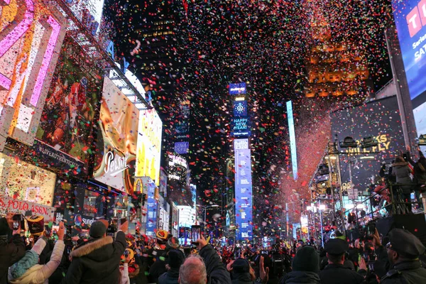 Celebrando Año Nuevo Plaza Nueva York —  Fotos de Stock