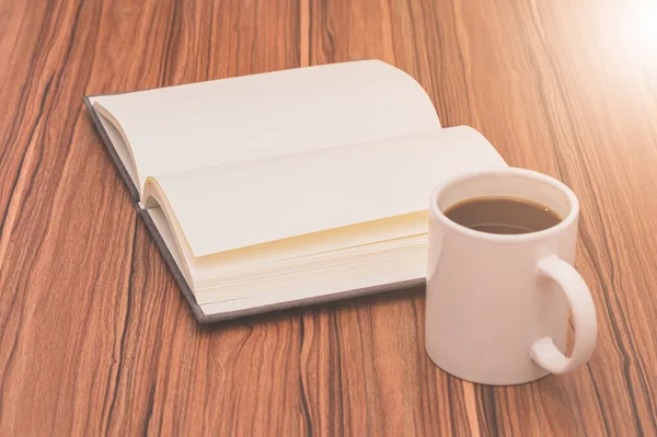 Liebt Lesen Bücher Schreiben Kaffee Trinken — Stockfoto