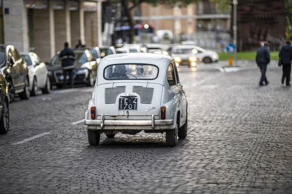 Terni Itália Novembro 2020 Histórico Vintage Italiano Carro Fiat 600 — Fotografia de Stock