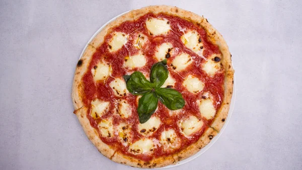 Pizza Salami Cheese Arugula Black Background — Stock fotografie