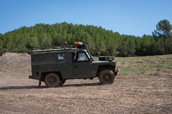 Camion Militare Nella Foresta — Foto Stock