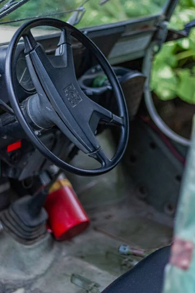 Primer Plano Coche Con Una Manguera — Foto de Stock