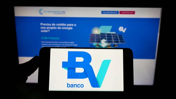 Main Tenant Smartphone Devant Écran Avec Symbole Banco — Photo