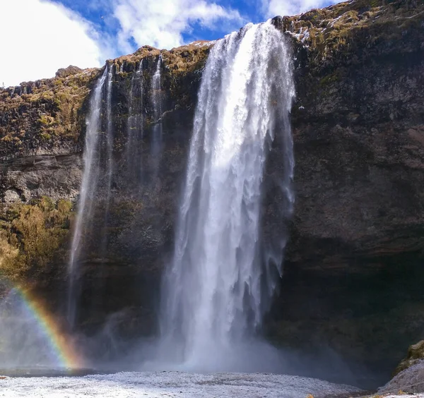 Wasserfall Den Bergen Von Island — Stockfoto