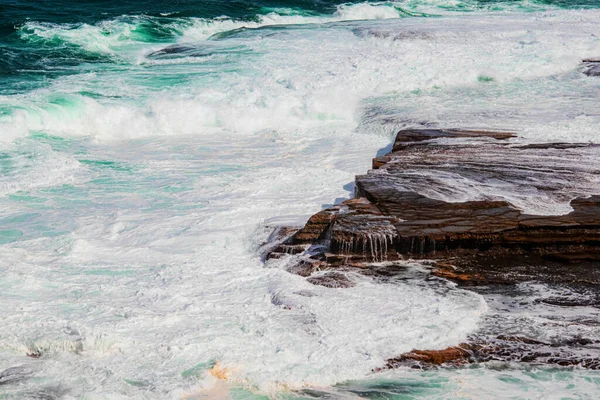 Waves Crashing Beach — Stock Photo, Image