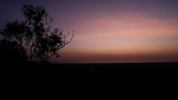 湖の上に美しい夕日 — ストック写真