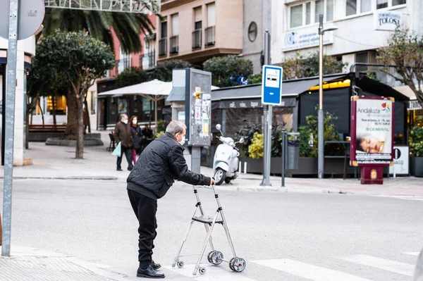 Tel Aviv Israel Agosto 2019 Vista Personas Israelíes Desconocidas Caminando —  Fotos de Stock