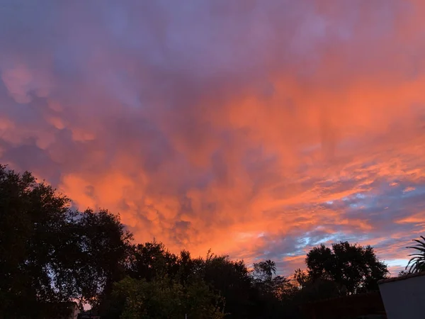 Cielo Hermoso Atardecer Con Nubes —  Fotos de Stock