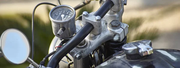 Motorrad Auf Der Straße Geparkt — Stockfoto