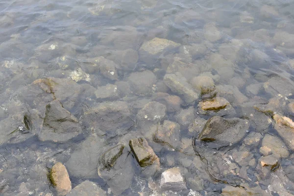 Agua Mar Con Piedras Rocas —  Fotos de Stock