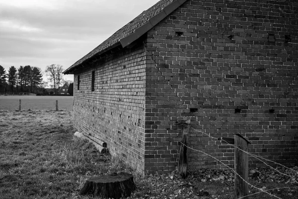 Grayscale Photograph Old Barn — Stock Photo, Image