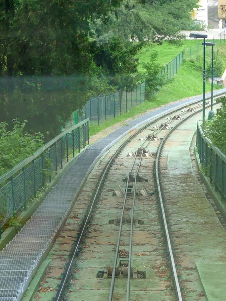 Şehirdeki Tren Rayları — Stok fotoğraf