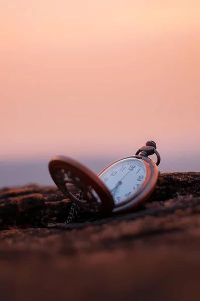 Tiempo Para Viajar Concepto Reloj Despertador Vintage Playa —  Fotos de Stock