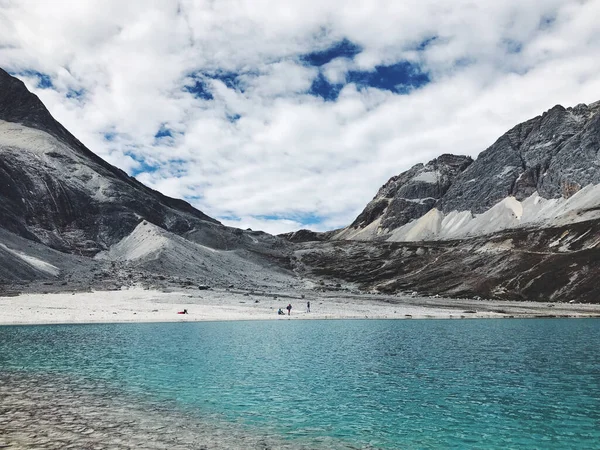 Hermoso Paisaje Del Lago Las Montañas —  Fotos de Stock