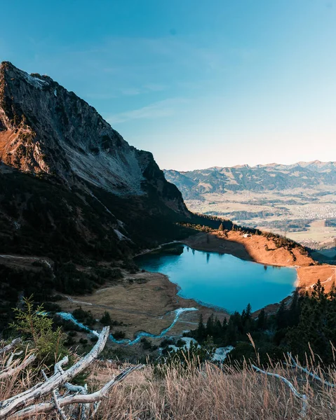 Schöne Landschaft Des Sees Den Bergen — Stockfoto