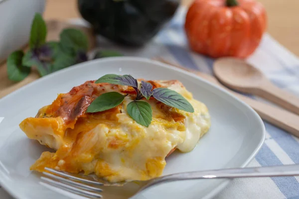 Lasagna Cheese Tomato Sauce — Stock Photo, Image