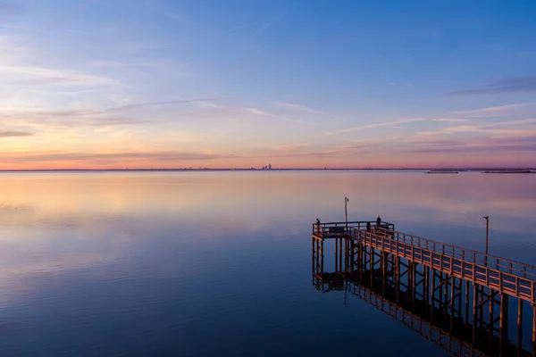 Belo Pôr Sol Sobre Lago — Fotografia de Stock