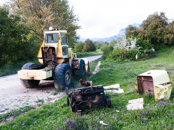 Трактор Поле — стоковое фото