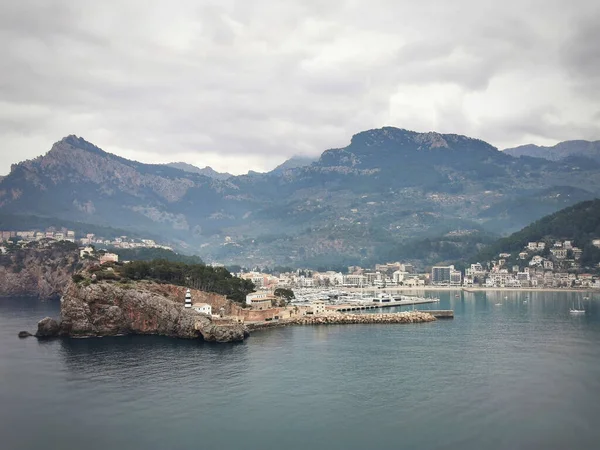 Une Vue Sur Mer Les Montagnes — Photo