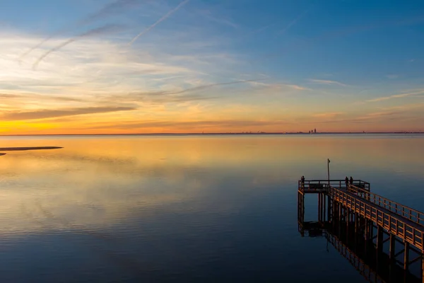 Schöner Sonnenuntergang Über Dem Meer — Stockfoto