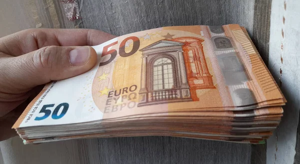 Billets Euros Main Sur Fond Blanc — Photo