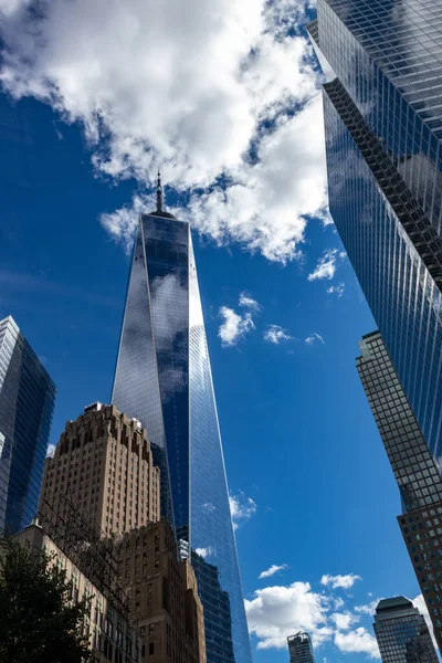 New York Skyline Met Wolkenkrabbers Blauwe Lucht — Stockfoto