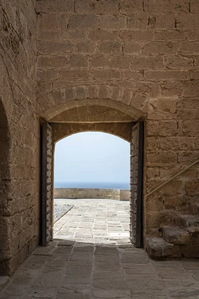 Vecchio Muro Pietra Nella Città Del Mar Mediterraneo Nel Nord — Foto Stock