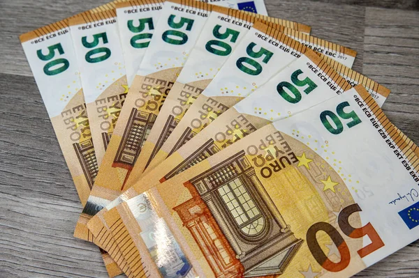 Billetes Euros Dinero Sobre Fondo Madera —  Fotos de Stock