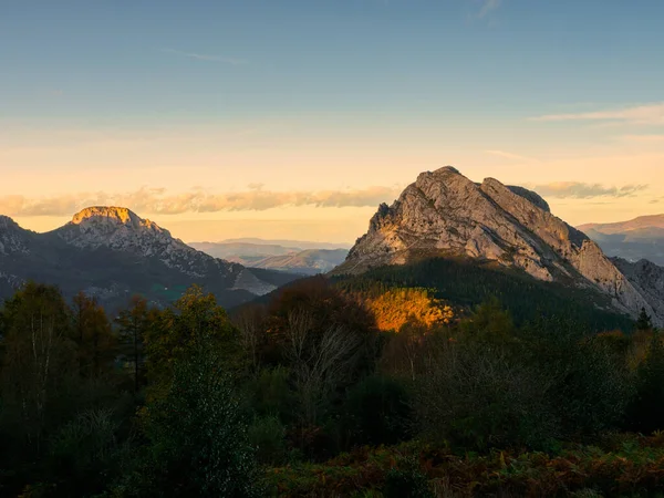 Beautiful Autumn Sunrise Mountain — Stock Photo, Image