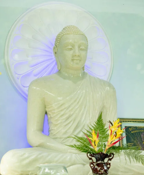 Statua Buddha Nel Tempio Del Loto — Foto Stock