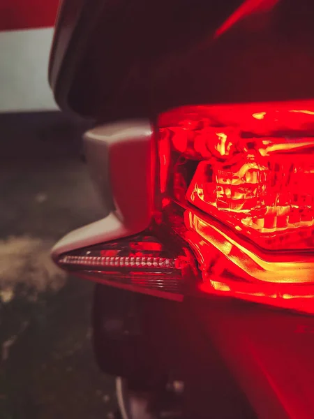 Faro Del Coche Primer Plano —  Fotos de Stock