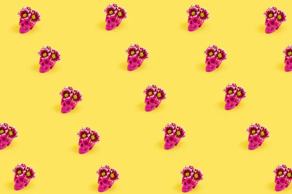 ピンクの背景に美しい花模様 — ストック写真