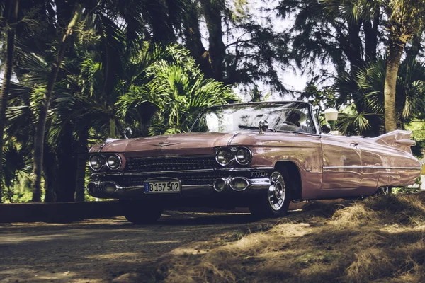 Vue Rapprochée Voiture Vintage Dans Rue — Photo