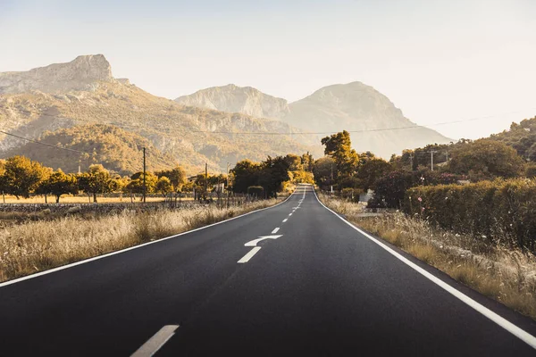 Camino Vacío Las Montañas — Foto de Stock