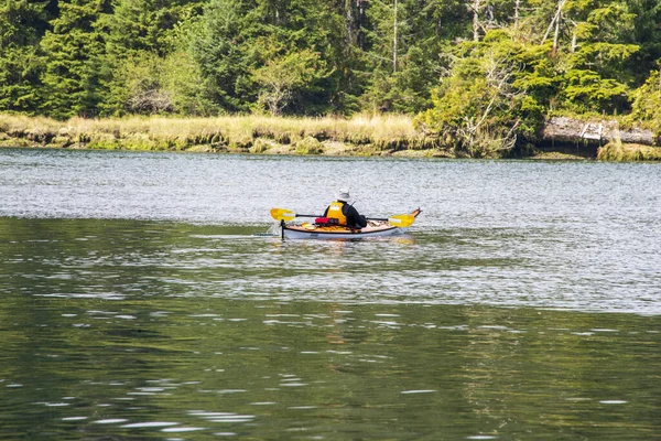 Man Kayaking River — Stock Photo, Image