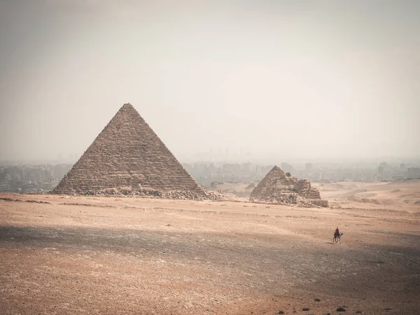 Die Pyramiden Von Giza Der Wüste — Stockfoto